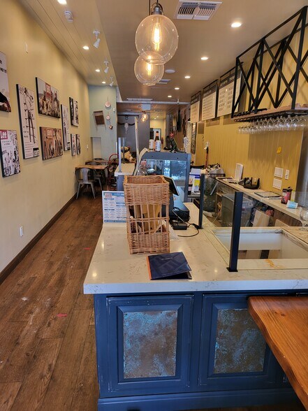 More Photos Of 221-227 E Pico Blvd, Los Angeles Storefront For Sale