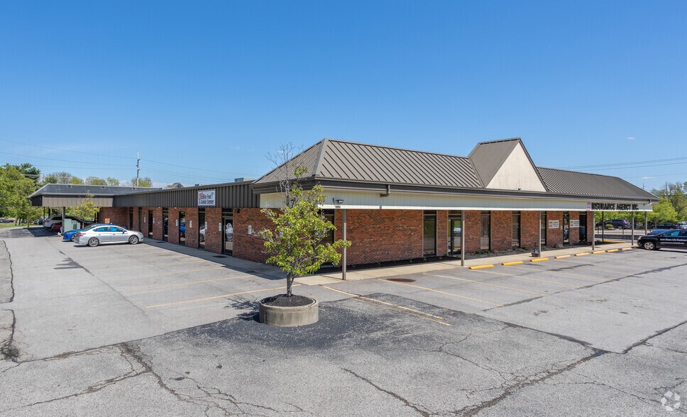 More Photos Of 7711 Ewing Blvd, Florence Office For Lease