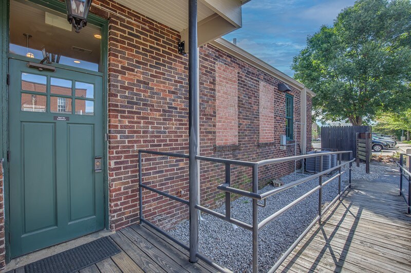 More Photos Of 1220 Gallatin Ave, Nashville Storefront Retail Office For Sale