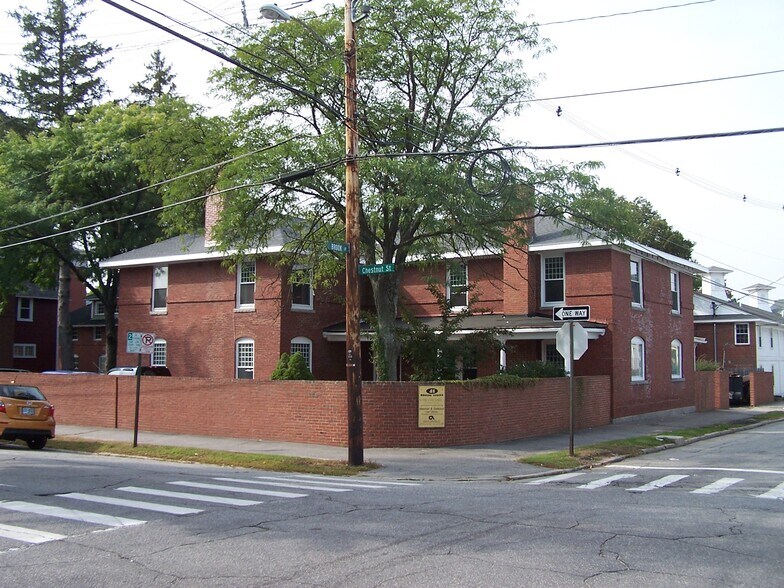 Primary Photo Of 41 Brook St, Manchester Office Residential For Sale