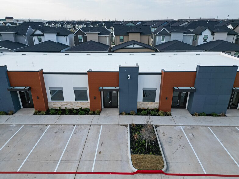 More Photos Of 5151 Meadow Ranch Pky, Richmond Office For Lease