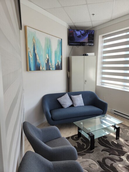 More Photos Of 8140 128th St, Surrey Storefront Retail Office For Sale