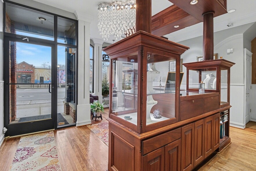 More Photos Of 31 N Washington St, Oxford Storefront Retail Residential For Sale