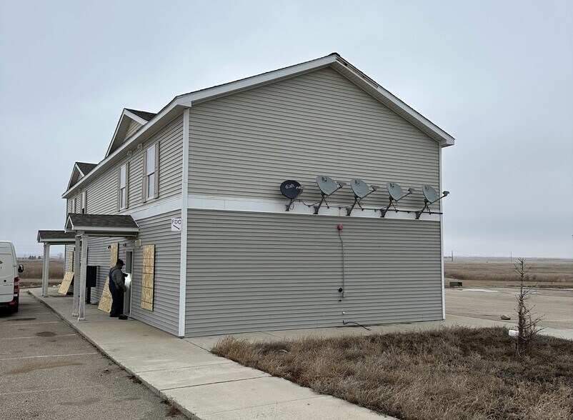 More Photos Of 6421 13 Mile Center Rd, Williston Apartments For Sale