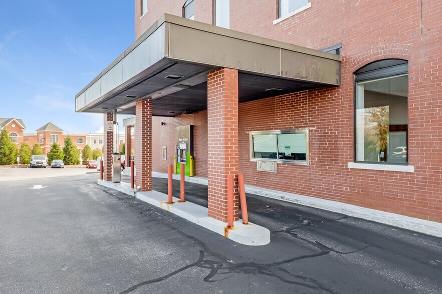 More Photos Of 21 E Main St, Westborough Office For Lease