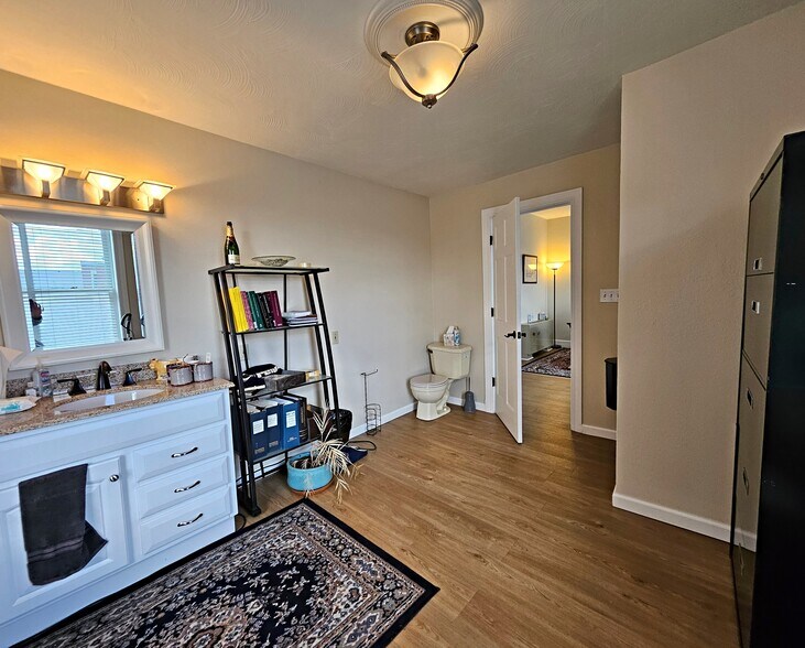 More Photos Of 116 Center St, Saint Marys Office Residential For Sale