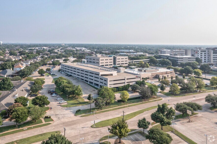 More Photos Of 4001 W 15th St, Plano Medical For Lease