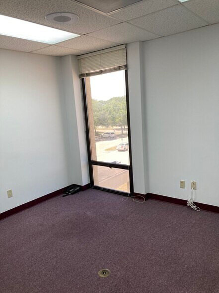 More Photos Of 2215 Nebraska Ave, Fort Pierce Medical For Lease
