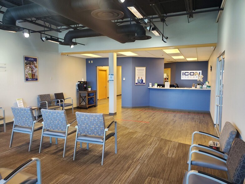 More Photos Of 3553 Clydesdale Pky, Loveland Office Residential For Lease