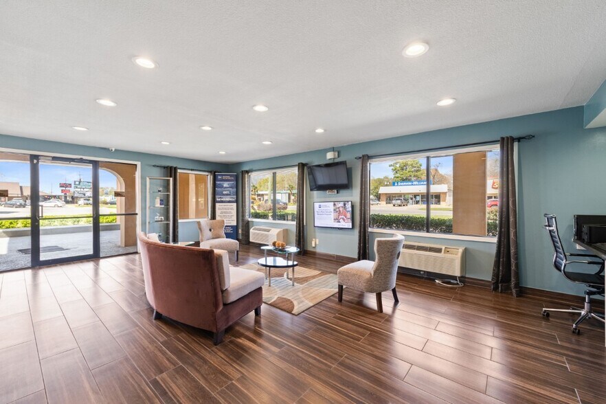 More Photos Of 1531 W Laurel Ave, Eunice Hotel For Sale