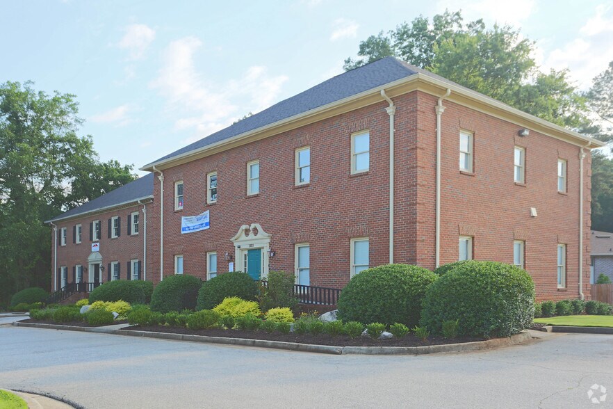 Primary Photo Of 2800 N Druid Hills Rd NE, Atlanta Medical For Lease