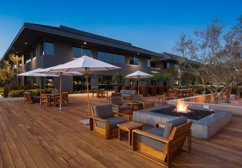 More Photos Of 2962 Bunker Hill Ln, Santa Clara Office For Lease