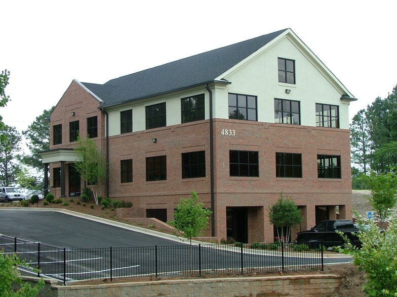 Primary Photo Of 4833 S Cobb Dr, Smyrna Medical For Lease