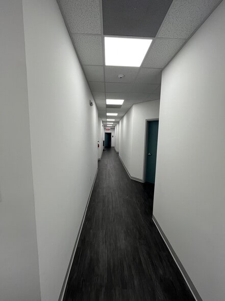 More Photos Of 503 Sophia St, Fredericksburg Freestanding For Lease