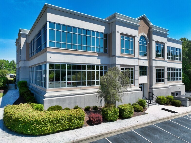 More Photos Of 186 Dunbarton Dr, Florence Office For Lease