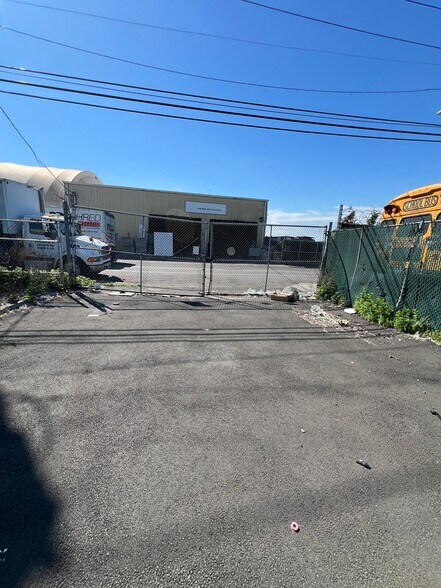 More Photos Of 3539A Hampton Rd, Oceanside Land For Lease