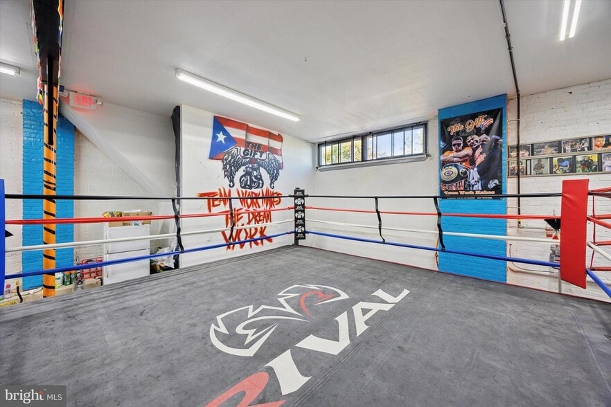 More Photos Of 840 E Atlantic St, Philadelphia Warehouse For Sale
