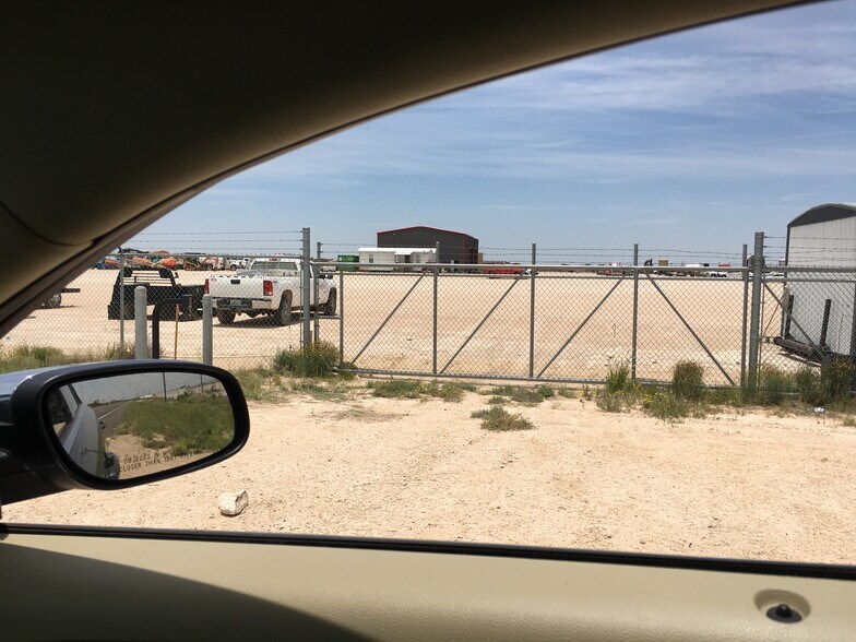 More Photos Of 435 Fm 1233, Monahans Flex For Sale