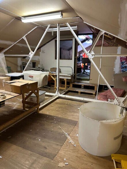 More Photos Of 400 Magnolia St, Beverly Warehouse For Sale