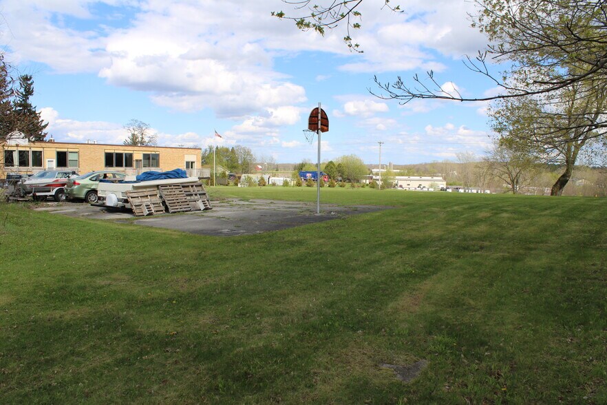 More Photos Of W771 Armstrong Rd, Campbellsport Apartments For Sale