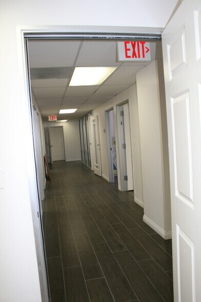 More Photos Of 3530 Long Beach Blvd, Long Beach Office For Lease