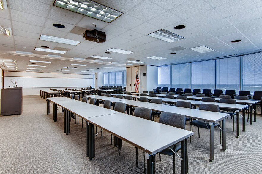 More Photos Of 100 Glenborough Dr, Houston Office For Lease