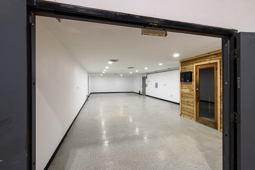 Primary Photo Of 243 Route 100, Somers Township Health Club For Lease