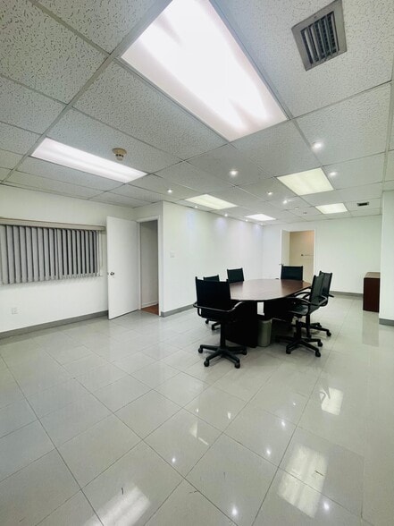 More Photos Of 3100 Milam Dairy Rd, Miami Industrial For Lease