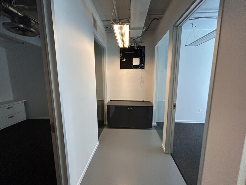More Photos Of 14 NE 1st Ave, Miami Office For Sale