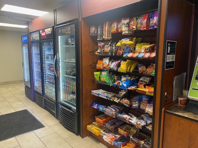 More Photos Of 300 E Walnut St, Evansville Telecom Hotel Data Hosting For Lease