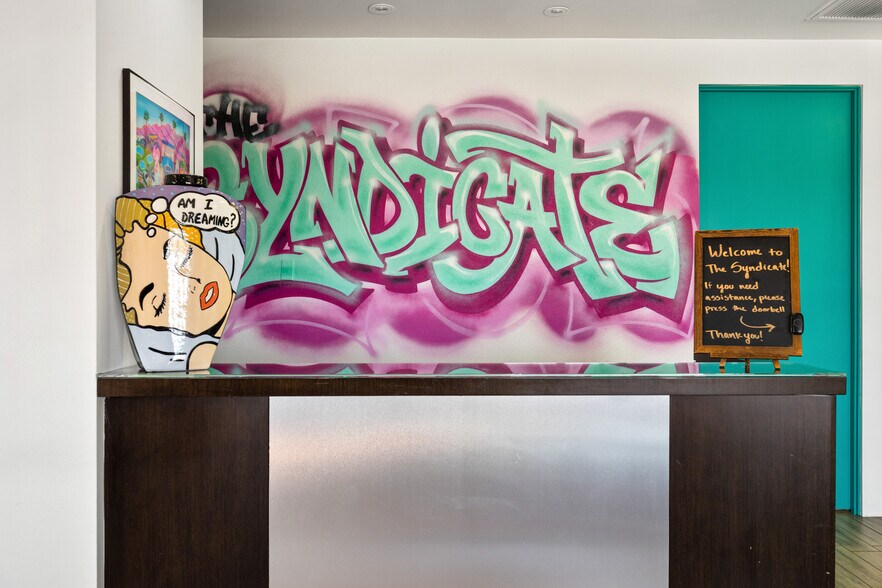 More Photos Of 74399 Hwy 111, Palm Desert Office For Sale