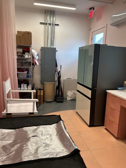 More Photos Of 19515 Champion Forest Dr, Spring Medical For Lease
