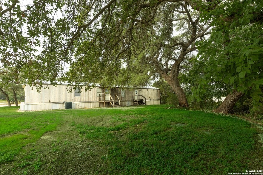 More Photos Of 8117 Silverwings, Spring Branch Manufactured Housing Mobile Home Park For Sale