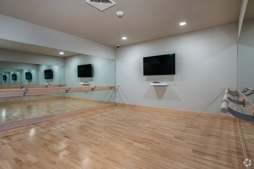 More Photos Of 2974 Ochalla Dr, Fitchburg Apartments For Lease