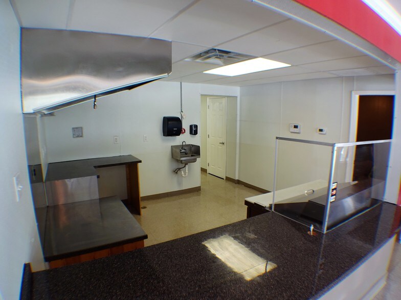 More Photos Of 115 W Main St, Lexington Restaurant For Sale
