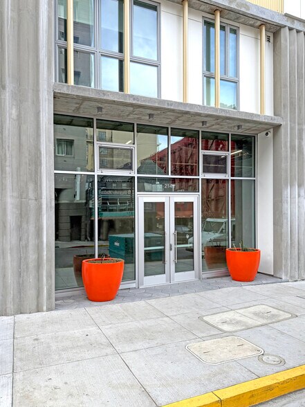 More Photos Of 2146 Kittredge St, Berkeley Apartments For Lease