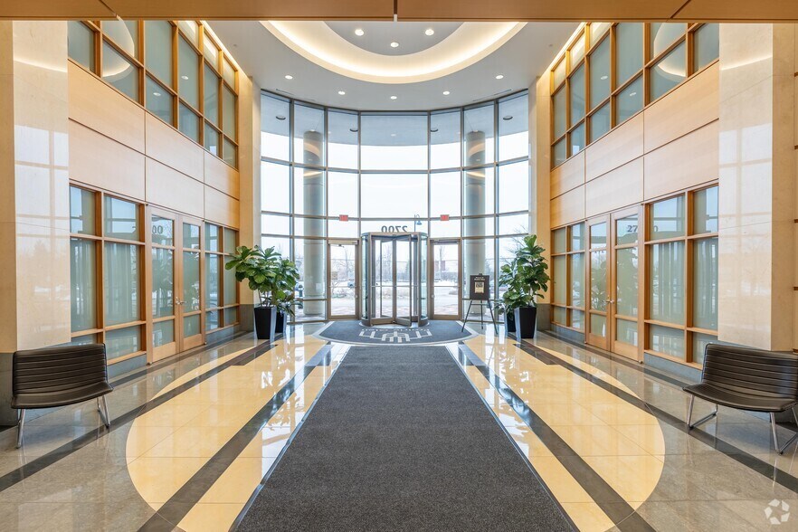 More Photos Of 2700 Patriot Blvd, Glenview Office For Lease