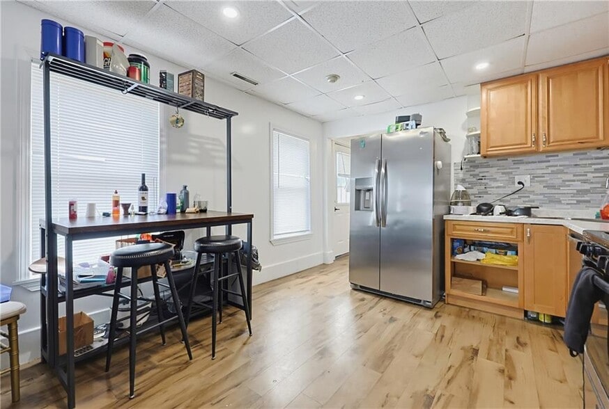 More Photos Of 955 W Shore Rd, Warwick Restaurant For Sale