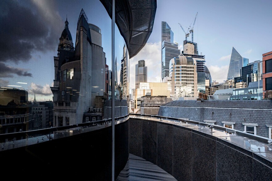More Photos Of 18 King William St, London Office For Lease