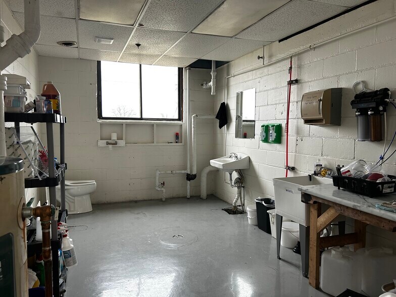 More Photos Of 325 Jay St, Coldwater Industrial For Sale