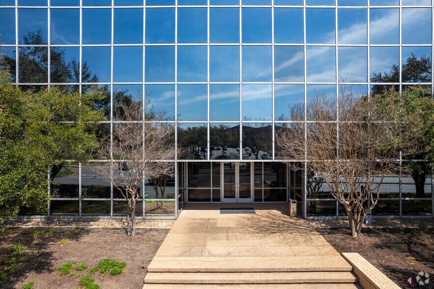 More Photos Of 3508 Far West Blvd, Austin Office For Lease