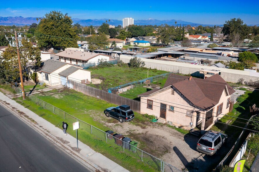 More Photos Of 1230 S Wilmington Ave, Compton Apartments For Sale