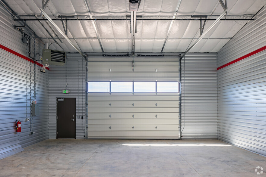More Photos Of 9658 Havana St, Commerce City Warehouse For Sale