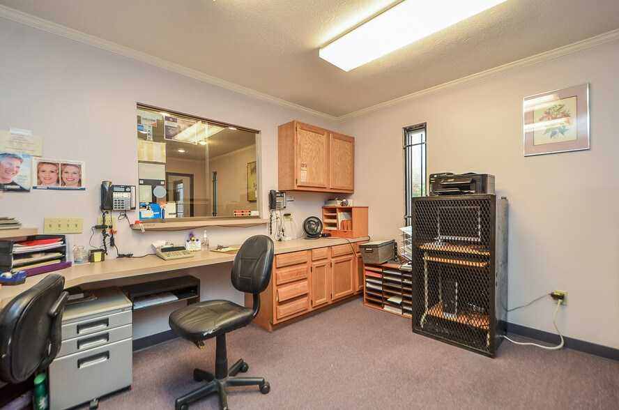 More Photos Of 9802 Homestead Rd, Houston Medical For Lease