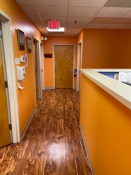 More Photos Of 1553 State Route 27, Somerset Medical For Sale