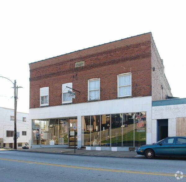 Primary Photo Of 301 W 7th Ave, Tarentum Storefront Retail Residential For Sale