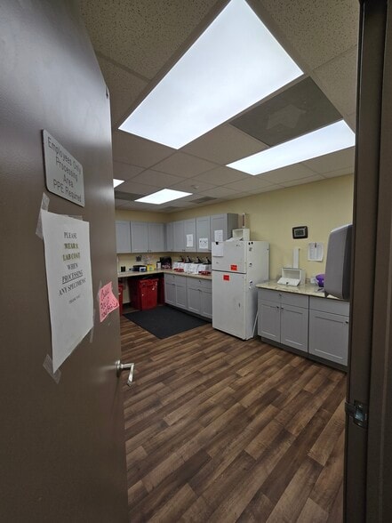More Photos Of 6344 E Broadway Rd, Mesa Medical For Lease