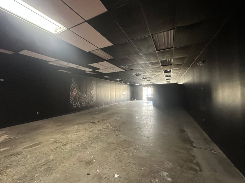 More Photos Of 1022 Woodruff Rd, Greenville General Retail For Lease