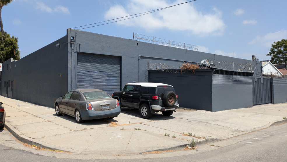 Primary Photo Of 2727 Alcazar St, Los Angeles Warehouse For Lease