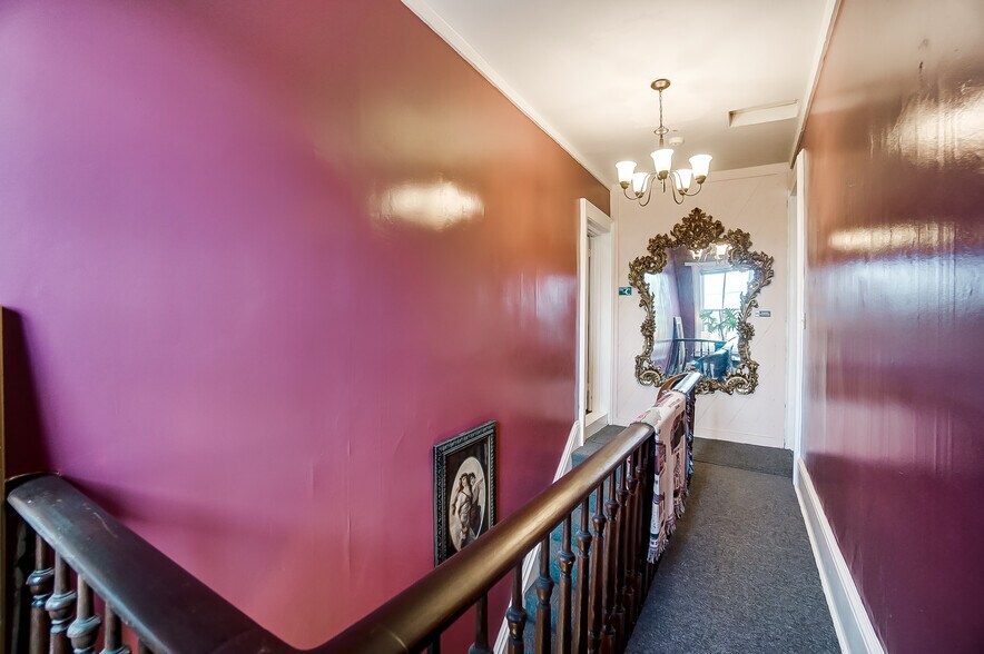 More Photos Of 1550 Lewis Center Rd, Lewis Center Freestanding For Sale